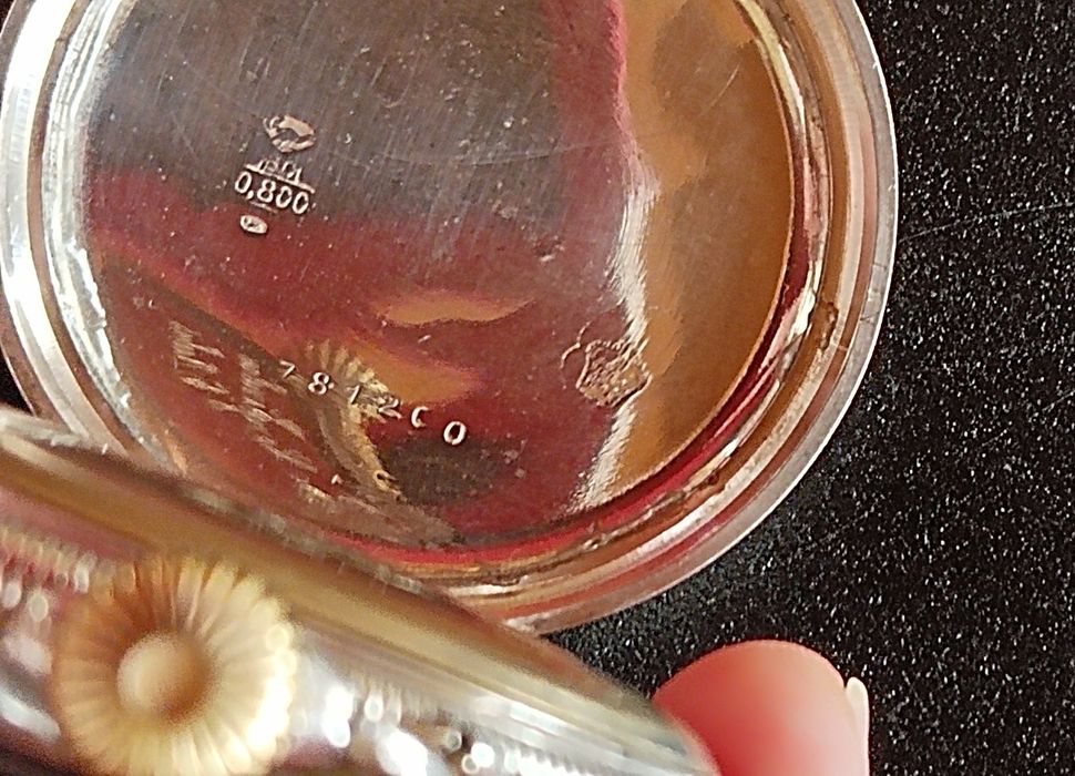 Relógio de bolso em prata de cerca de 1910 em perfeitas condições.