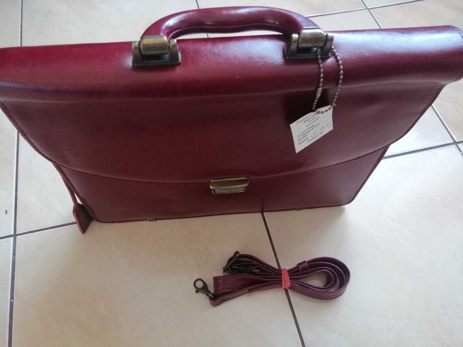 Nowa skórzana aktówka teczka dyplomatka bordowa A4