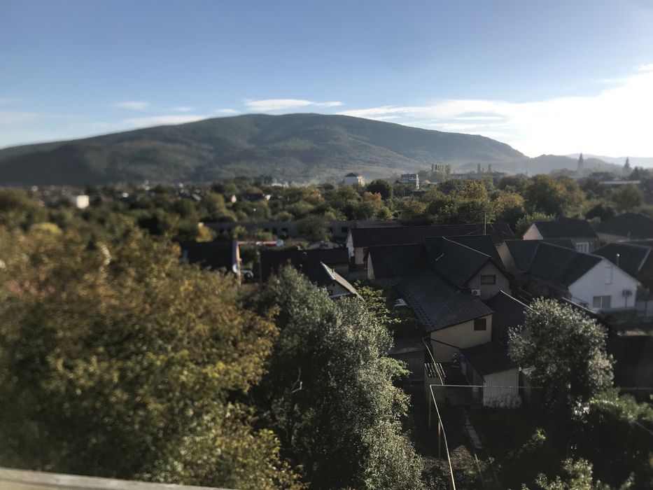 Продається 3-х кімнатна квартира, Виноградів