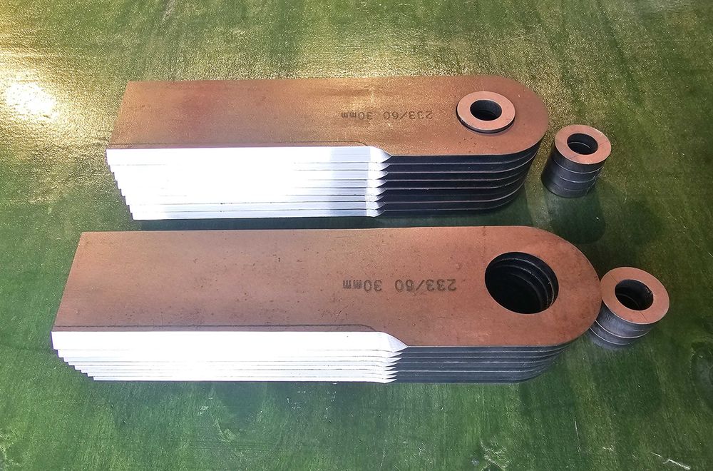 Nóż przystawki New Holland 233x60x6 otwór 30mm cały z Hardox500