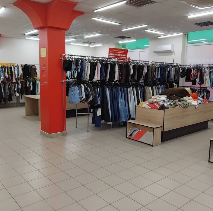 Продаж нежитлового приміщення 408,5 м² — Рожище, вул. Незалежності, 4