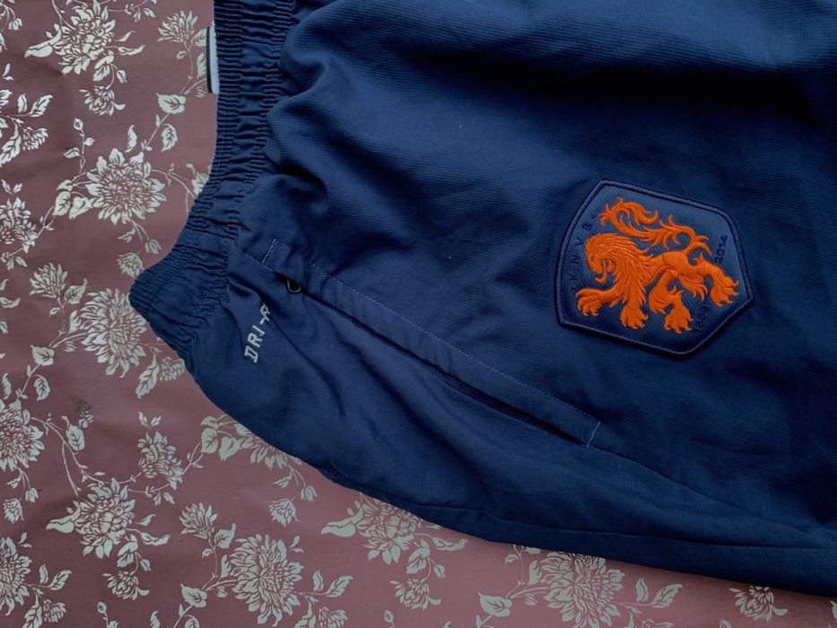 Nike x Netherlands  vintage на утяжках