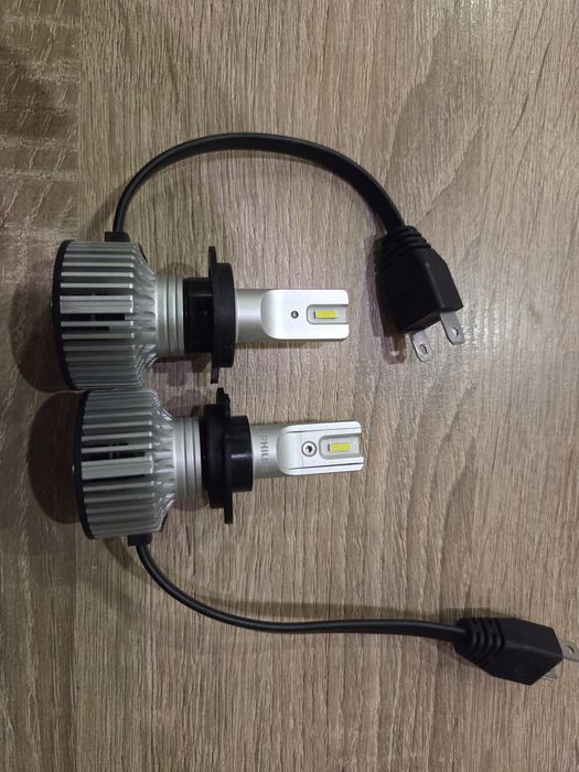 Philips żarówki LED H7 HIR2 Ultinon Pro3021