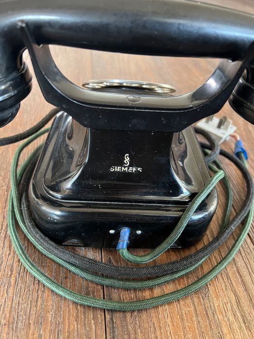 Telefon stacjonarny Simens W28 z okresu 1928-38
