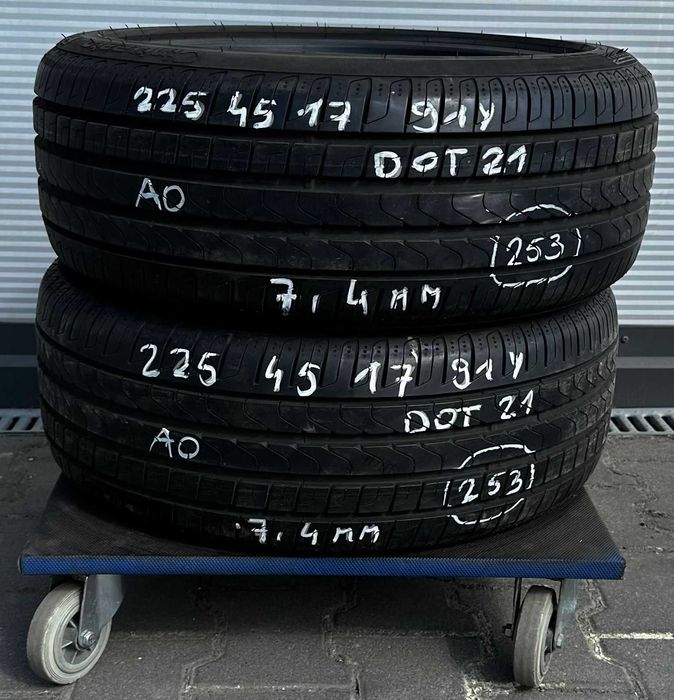 L253 Audi 225/45R17 Pirelli Cintirato P7 91Y AO - Parka