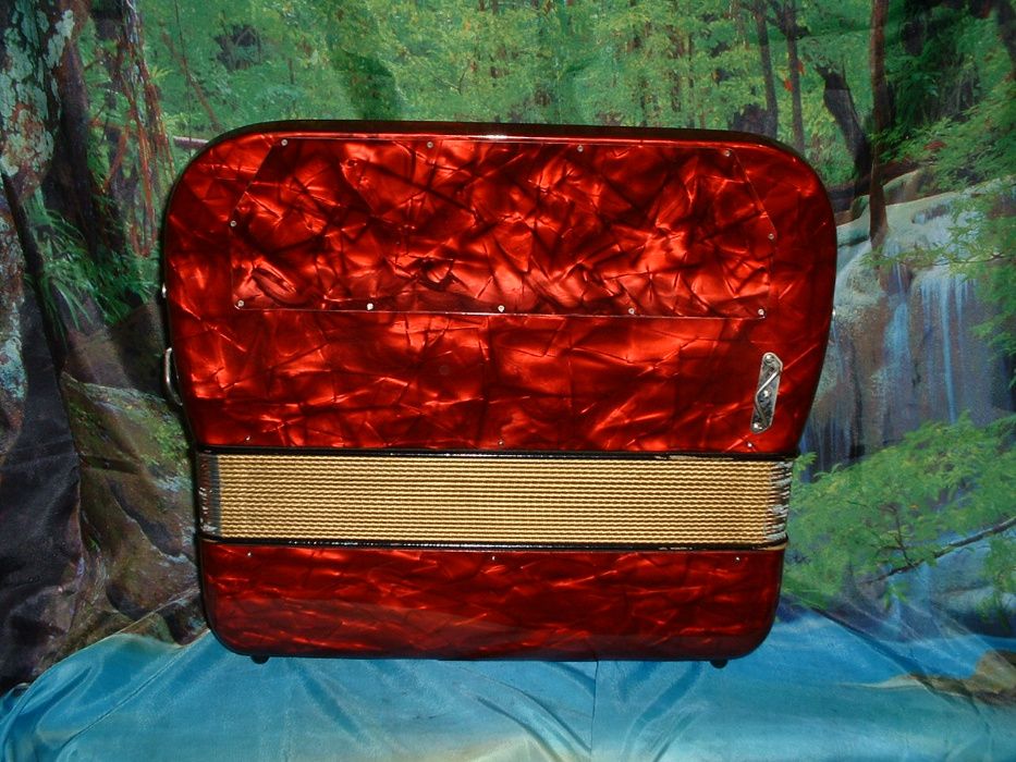 Avenda Accordion R, No. 43564285005010561124