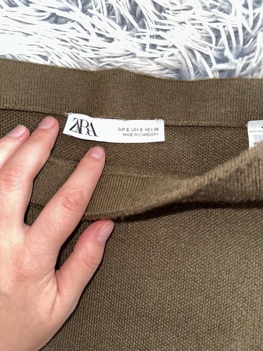 Zara спідниця, на осінь зиму
