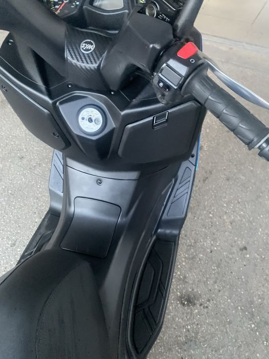 Vendo Sym Joymax z 300