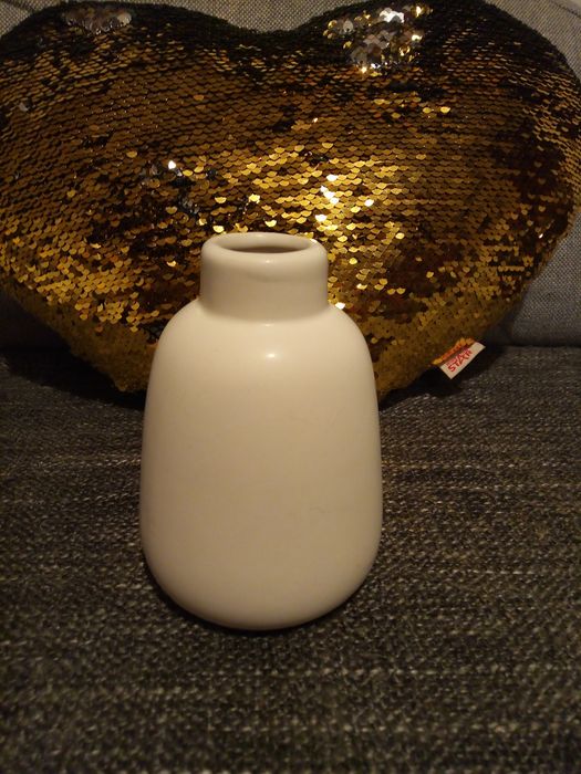 Dzbanuszek ceramiczny nowy bez metki