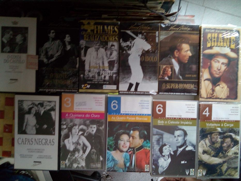 19 filmes em VHS Clássicos com as caixas