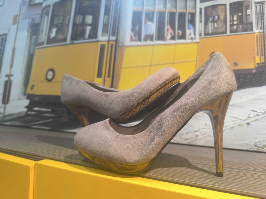 Sapatos LopeZ N36 Ler anuncio