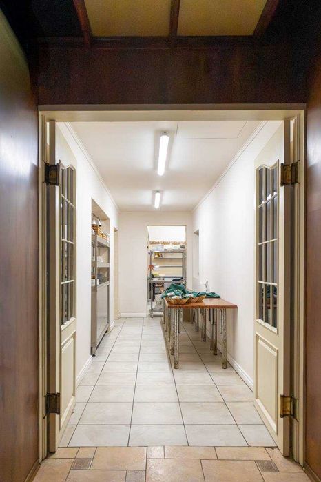 Продаж ресторан 650м2 Арарат вул. Гната Юри 12А без комісії