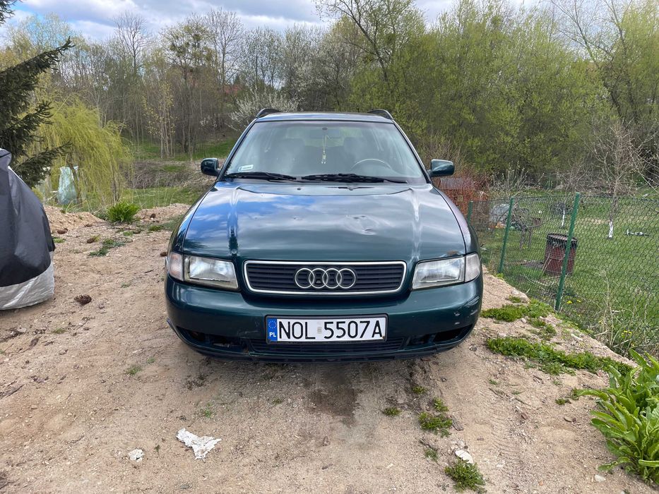 Audi A4 Avant 1.8 Benzyna Hak