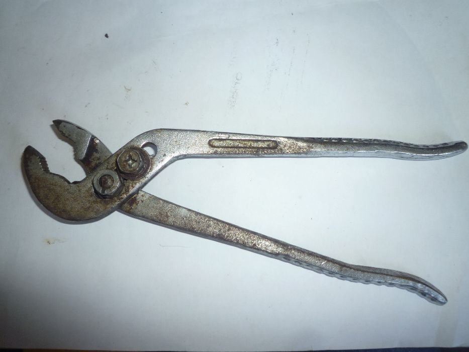 Adjustable Wrench or Extensible Wrench64740680355587120