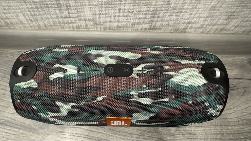 Продам портативну колонку (аналог Jbl), камуфляж