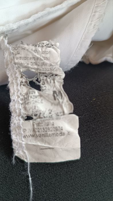 Białe spodnie z gumą w pasie M/L Vanillamoda