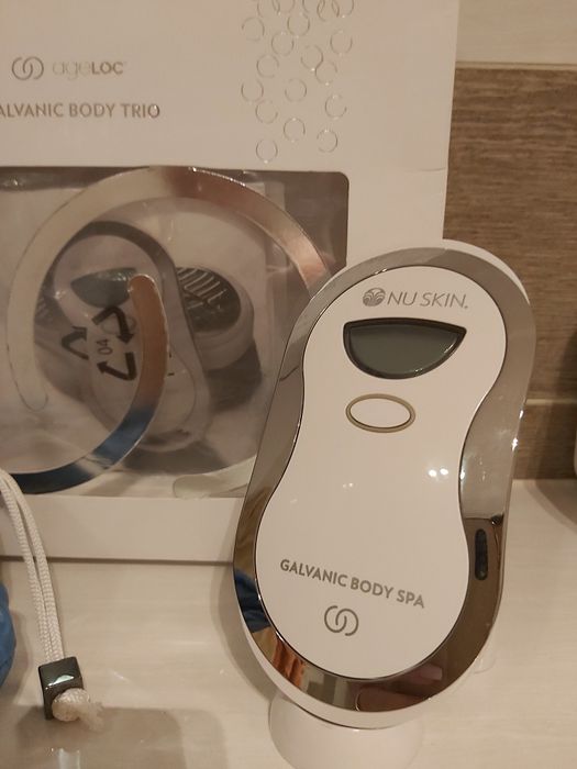 Masażer Nu skin jak nowy