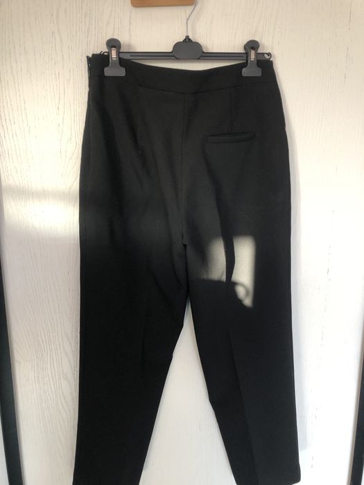 Czarne spodnie wysoki stan zara w bdb stanie uniweesalne