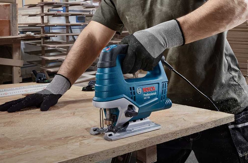 Nowa WYRZYNARKA Wycinarka Bosch GST 750 520W + Walizka (OKAZJA)