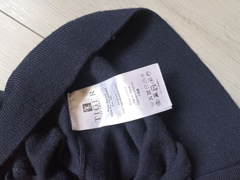 Sweter wełniany Tiger od Sweden