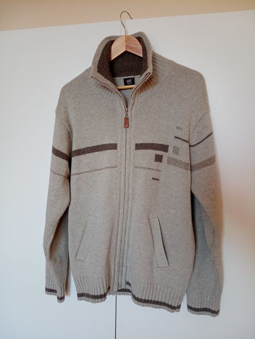 Sweter kardigan wełniany