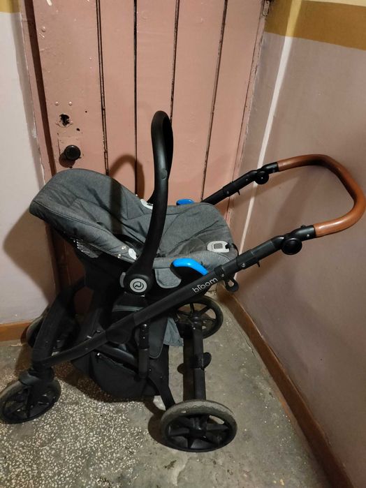 Wózek dziecięcy Roan Bloom 3w1