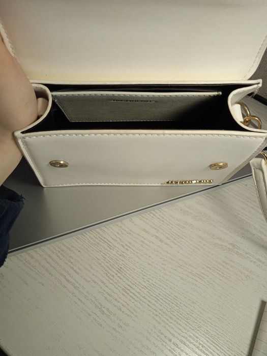 Сумка Jacquemus.