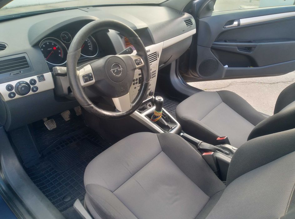 Opel Astra GTS. 1.8 газ/бен 140л.с.