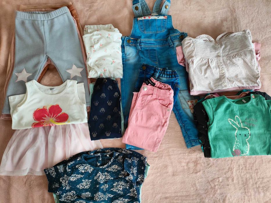 Zestaw ubranek dla dziewczynki 80-86