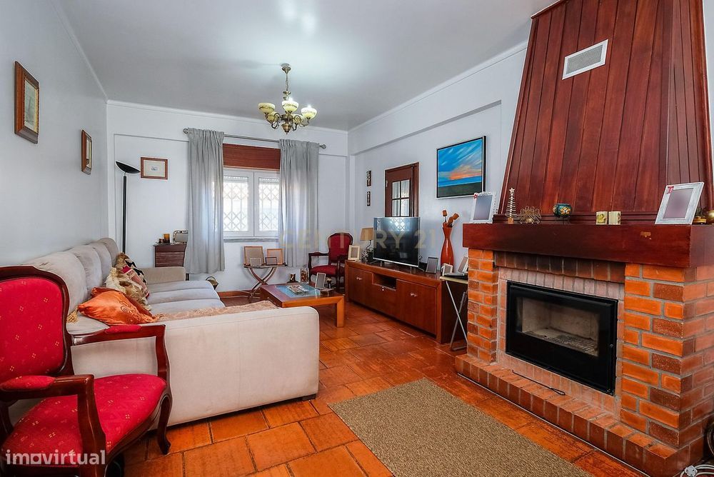 Moradia na Madorna, Parede — uma excelente alternativa ao apartamento