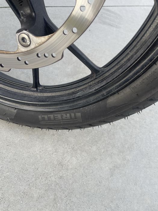 Suzuki gsx-s 125  em bom estado