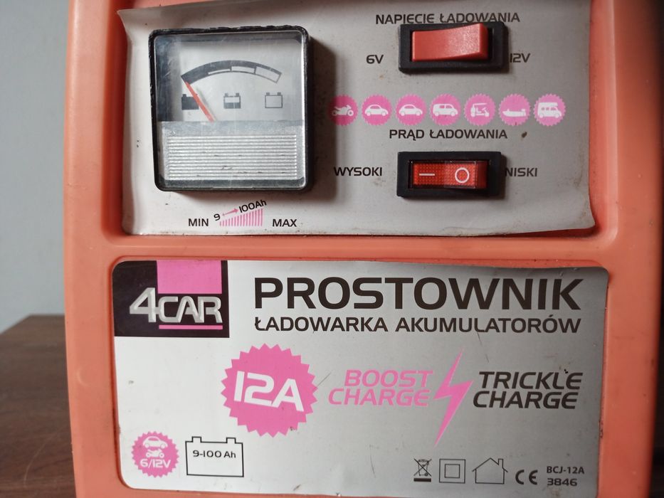 Zespół prostownikowy  12v/6A