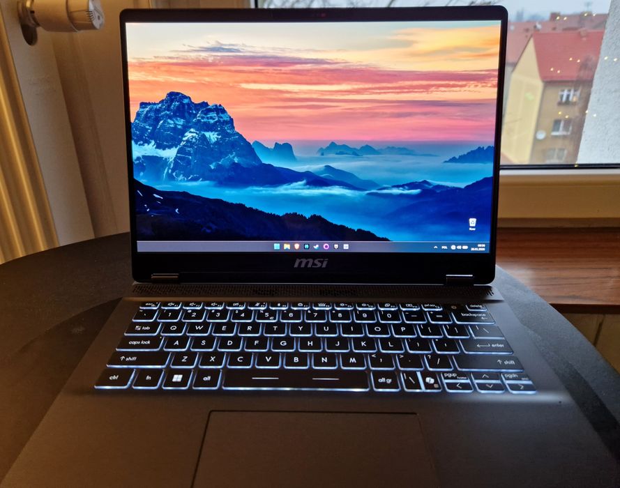 Laptop MSI Prestige 14 Al+ Evo C2VMG jak nowy 12.2025