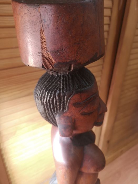 Casal de estatuetas africanas