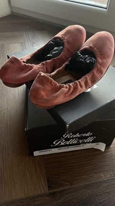 Замшеві коралові балетки Roberto Botticelli