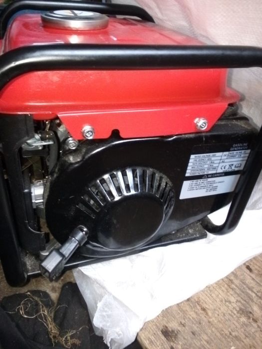 Двотактний бензогенератор