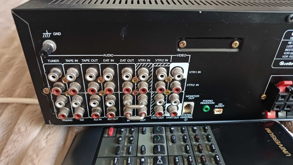 Amplituner audio