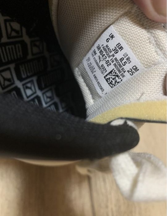 Кросівки puma чорні з білим