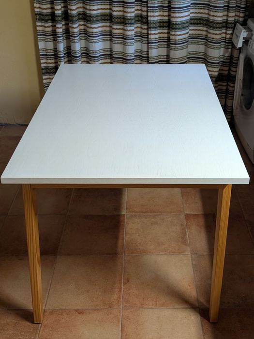 Mesa de Cozinha/Jantar – 118x80 cm
Mesa de jantar
