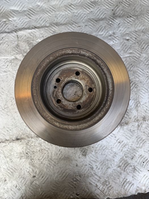 Диск тормозной блин задний mercedes w163 ml год 2004 мерседес мл270 ml270