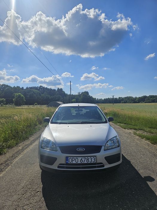 Ford Focus  1.4 benzyna