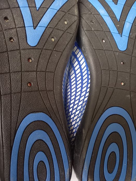 Buty do wody damskie niebiesko-srebne rozmiar 40