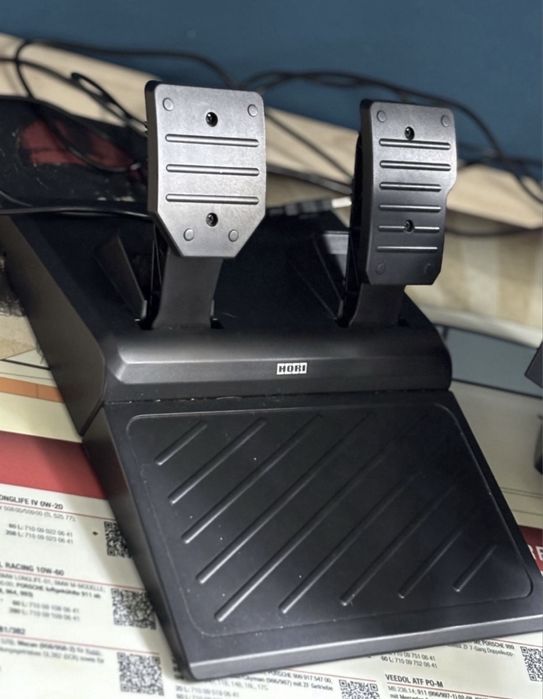 Volante Hori Apex PS4/PS5