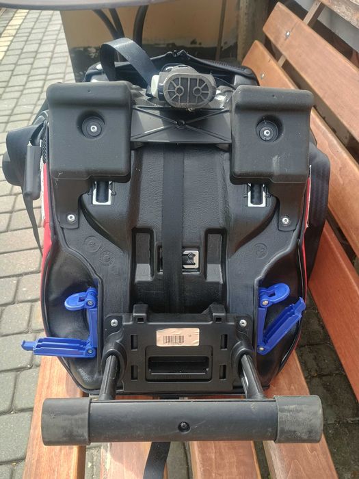 Fotelik samochodowy Axkid minikid 2.0 0-25 kg tyłem