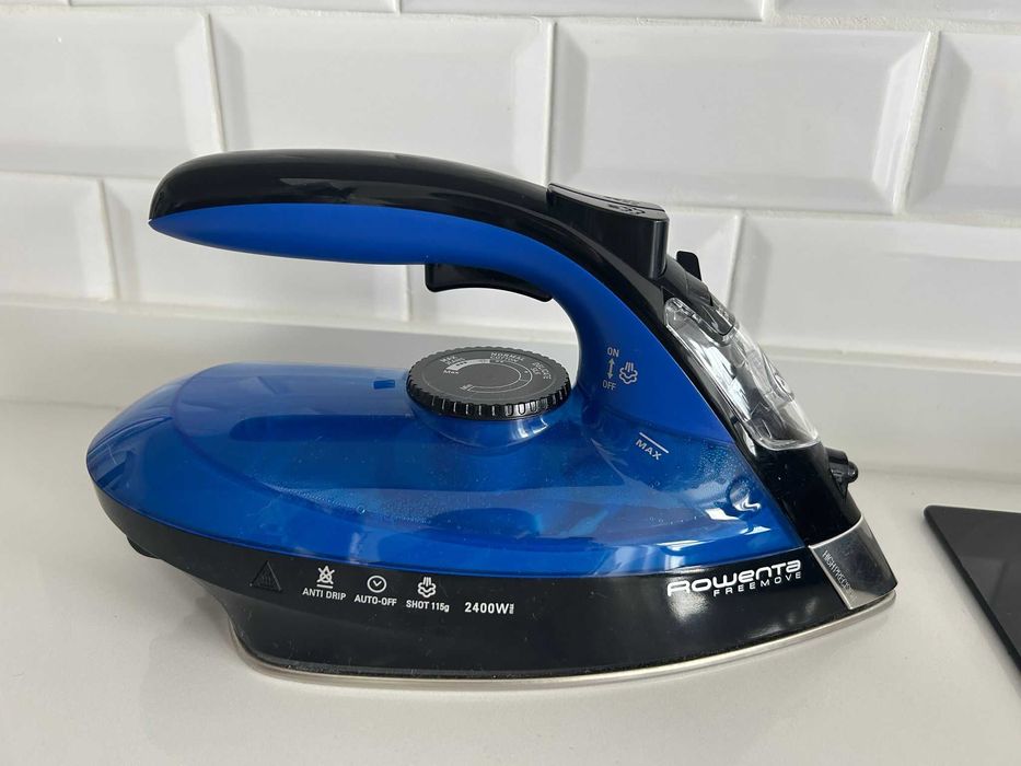 Ferro de Engomar Rowenta FREEMOVE (Ferro de Engomar sem Fios) NOVO
