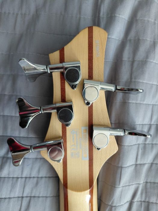 Gitara basowa Ibanez btb 675 NTF F12