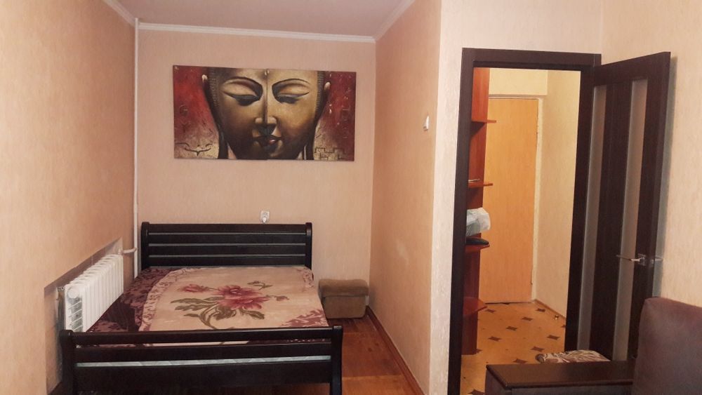 1-к посуточно метро Житомирская,Онкоцентр,ТРЦ Lavina