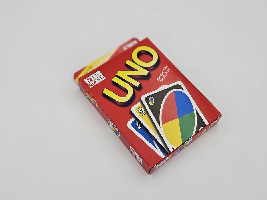 Jogo Uno novo, selado