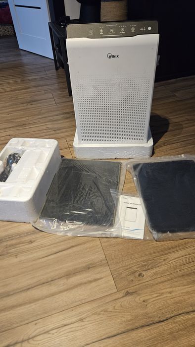 Oczyszczacz powietrza Winix Zero 70W biały