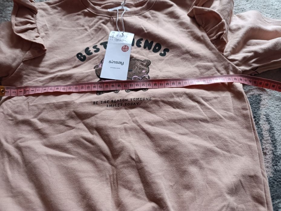 Dwa nowe komplety dresowe dla dziewczynki Sinsay 134